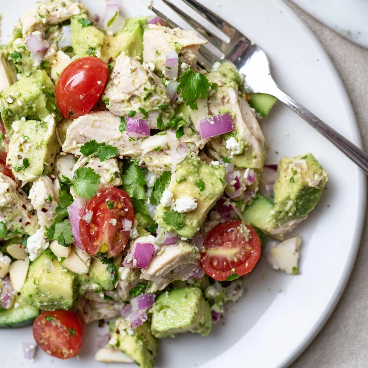 Bright Avocado Chicken Salad with tender chicken, creamy avocado, and zesty dressing